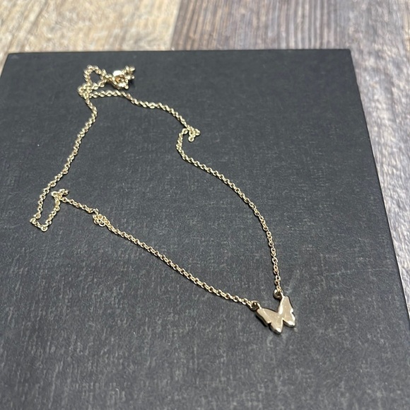 DKNY Necklace - Picture 2 of 5